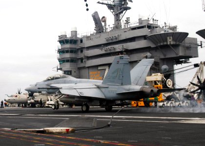 US Navy 071105-N-1229B-061 An F-A-18F Super Hornet, attached to the Bounty Hunters of Strike Fighter Squadron (VFA) 2, makes an arrested landing aboard Nimitz-class aircraft carrier USS Abraham Lincoln (CVN 72)