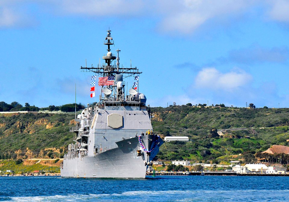 USS Bunker Hill Returns Home DVIDS268781