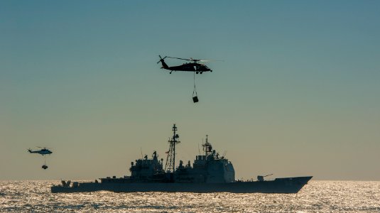 USS Bunker Hill replenishment 141023-N-TP834-015