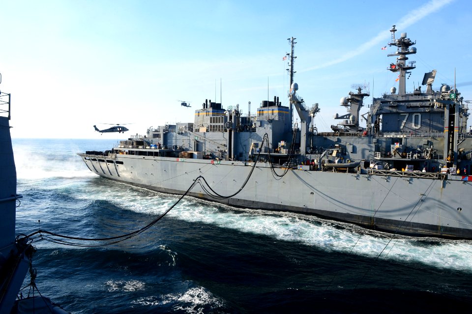 USS Bunker Hill replenishment 141112-N-GW918-211