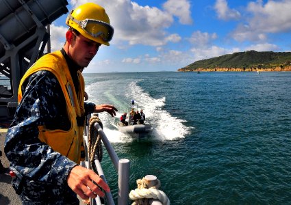 USS Bunker Hill Returns Home DVIDS268779