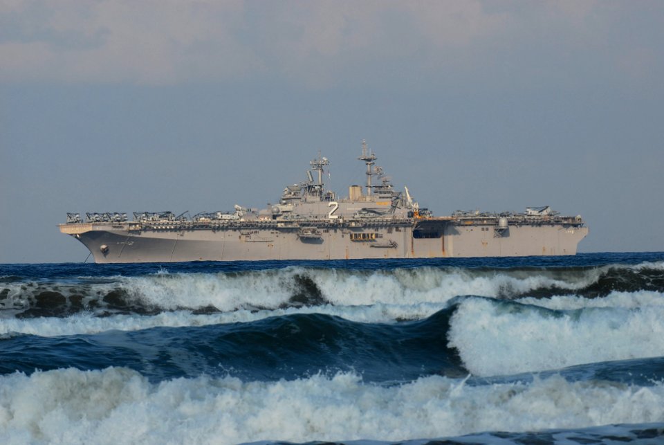 US Navy 071111-N-0120A-172 The amphibious assault ship USS Essex (LHD 2) sits at anchor off the coast of Korea, conducting air and amphibious operations