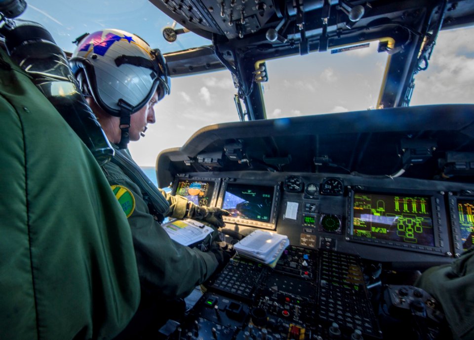 USS Boxer operations 130905-N-MK881-586