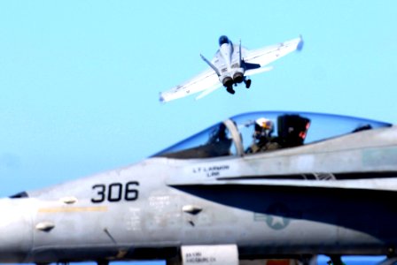 US Navy 071123-N-0684R-128 An F-A-18F Super Hornet assigned to the Black Knights of Strike Fighter Squadron One Five Four (VFA-154) launches from the flight deck