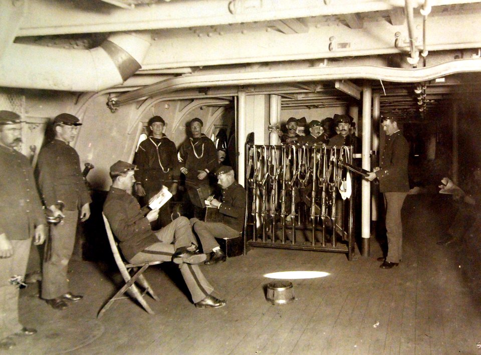 USS Brooklyn (ACR-3), Marines and Sailors below deck, 1898 (25863472956)