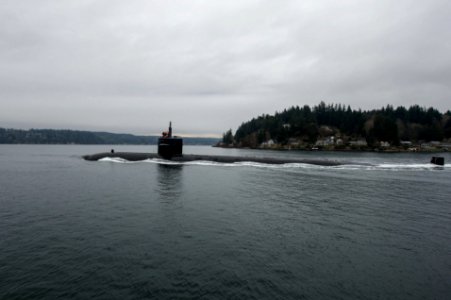 USS Bremerton returns for namesake visit 150225-N-JY507-123