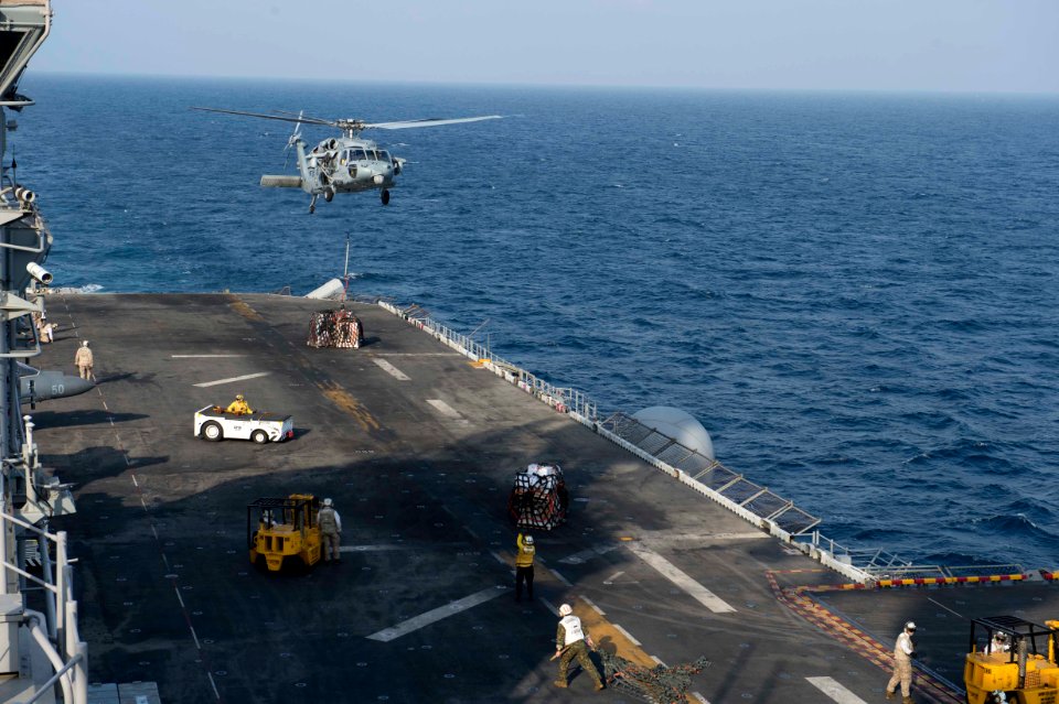 USS BOXER (LHD 4) 140129-N-VO234-023 (12315416765)