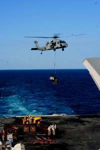 USS BOXER (LHD 4) 131224-N-SS492-040 (11642803743)