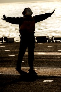 USS BOXER (LHD 4) 131216-N-SV688-232 (11418146453)