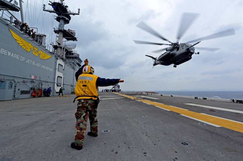 USS Bonhomme Richard conducts flight operations. (12907438923)