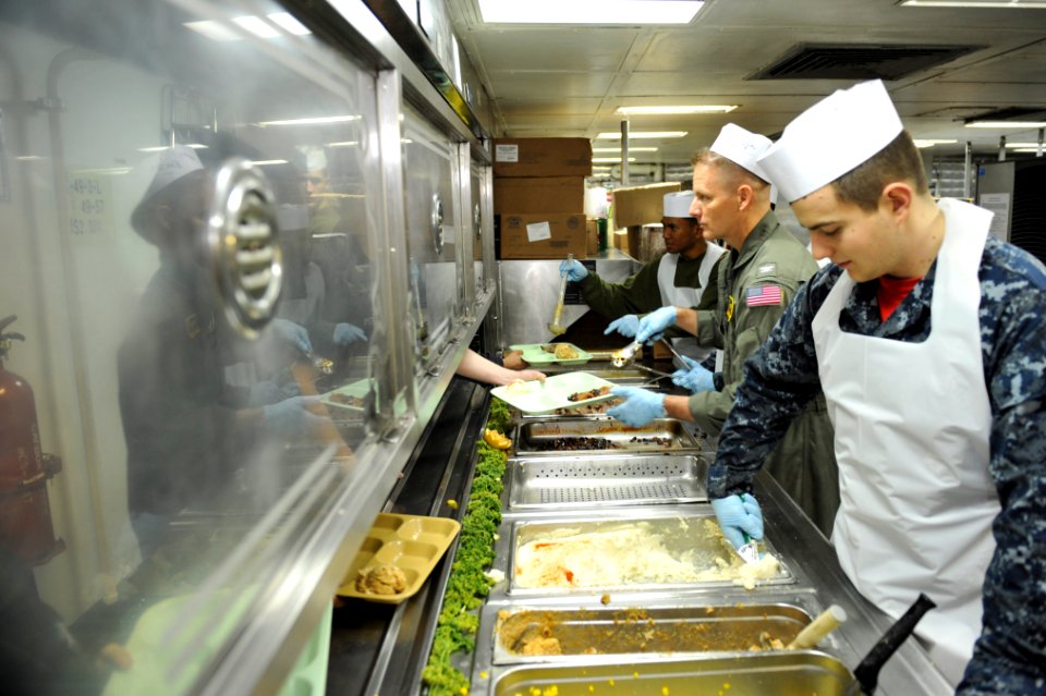 USS Bonhomme Richard operations 140420-N-LM312-065