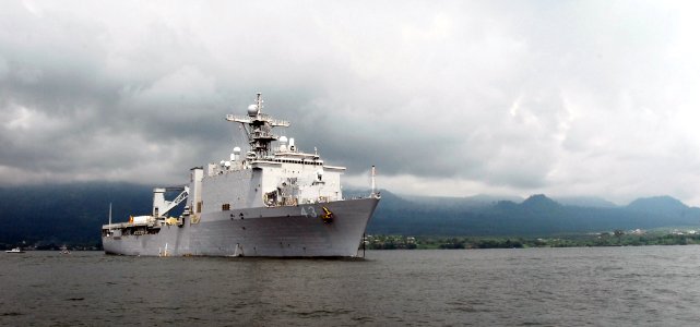 US Navy 071204-N-8933S-152 The amphibious dock landing ship USS Fort McHenry (LSD 43) sits anchored off of the coast of Limbe. Africa Partnership Station (APS) is aboard Fort McHenry conducting training for Cameroonian Sailors