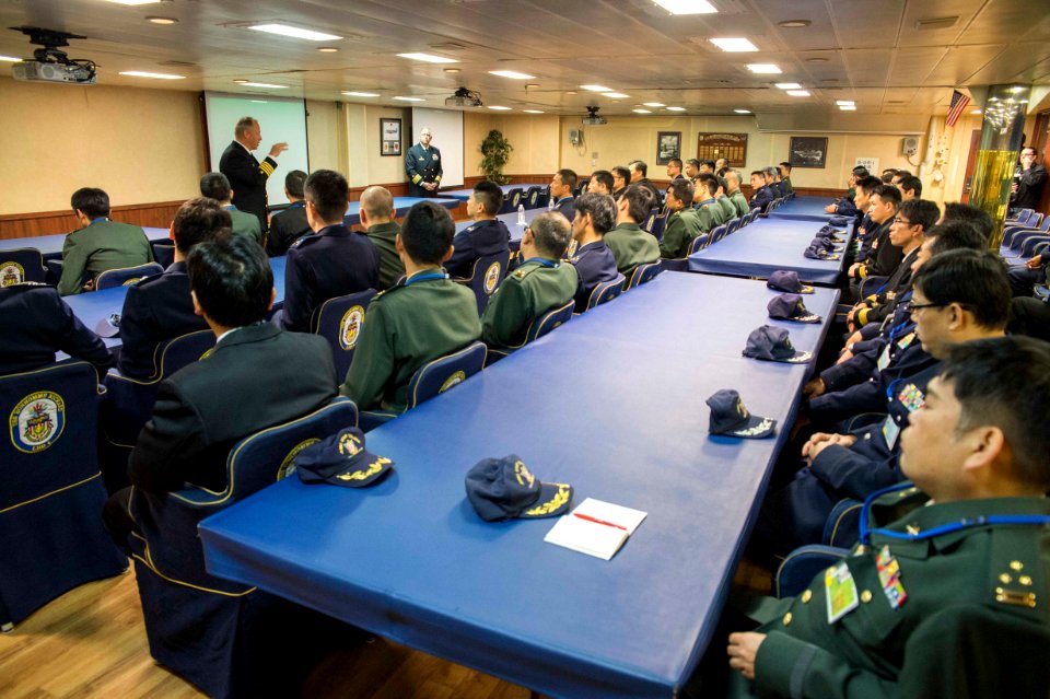 USS Bonhomme Richard (LHD 6) Tour 161208-N-XK809-079