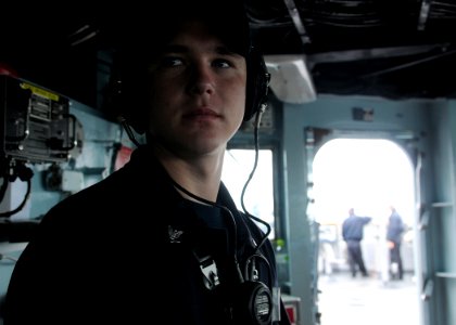 USS Blue Ridge arrives in Busan 150812-N-XF387-124