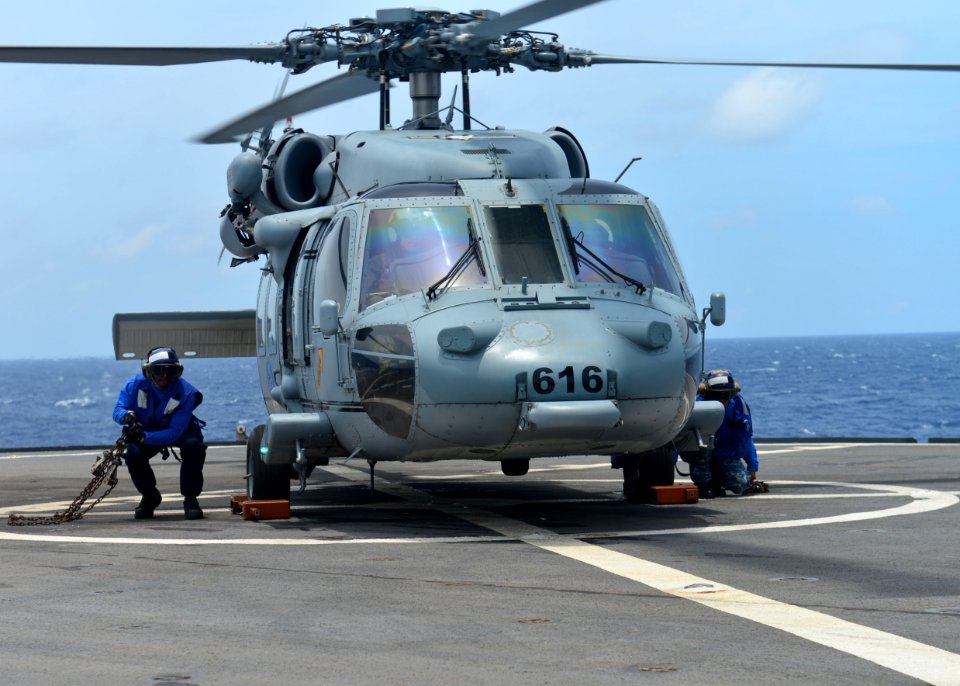 USS Blue Ridge operations 140603-N-KL617-041