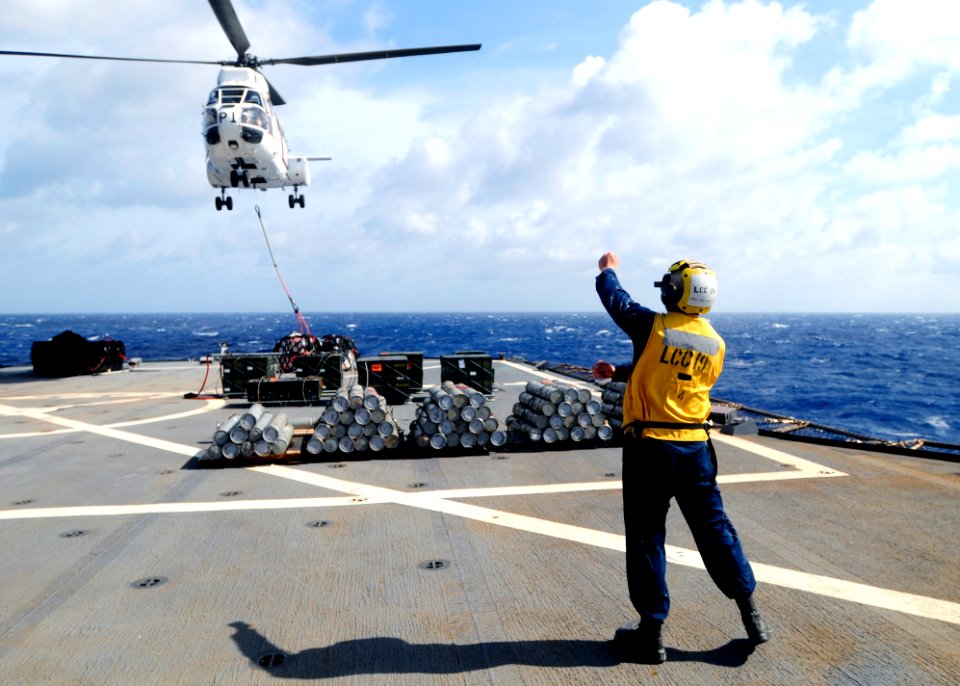 USS Blue Ridge operations 130831-N-ON468-082
