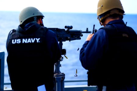 USS Blue Ridge action 150318-N-OK605-040