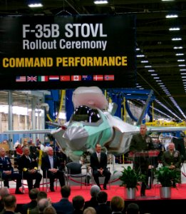 US Navy 071218-O-9999R-002 Gen. James Conway, Commandant U.S. Marine Corps spoke during Lockheed Martin's unveiling ceremony of the first STOVL F-35 Lightning II aircraft