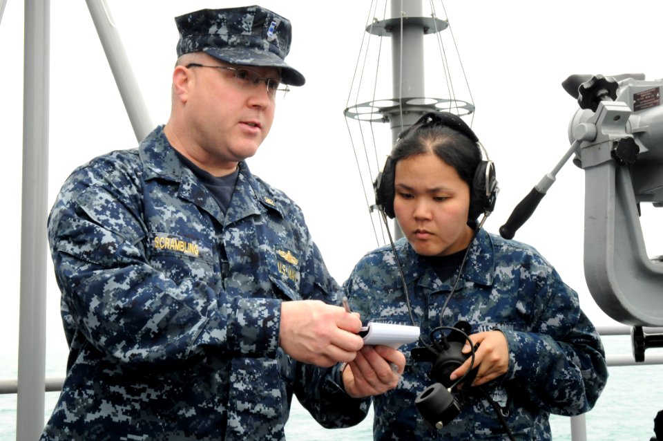 USS Blue Ridge 120315-N-YF014-141