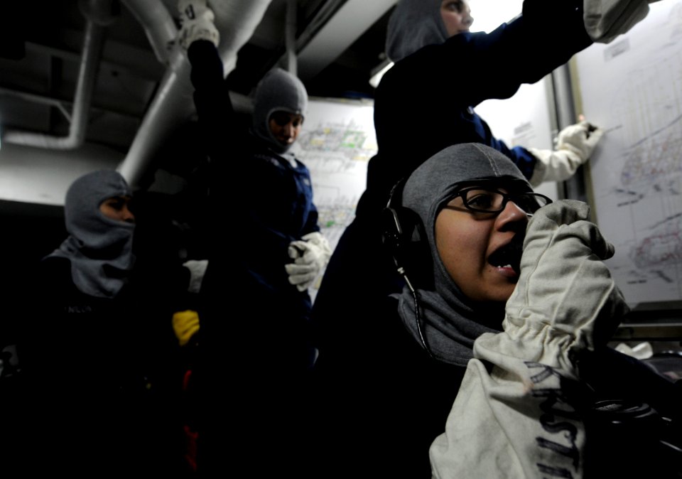 USS Blue Ridge conducts general quarters drill DVIDS248062