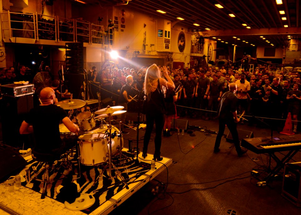 USS Bataan (LHD 5) 140725-N-YC845-004 (14777771306)