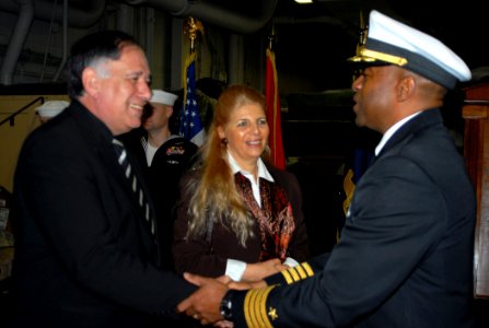 US Navy 080102-N-5307M-014 Commodore Frank Ponds of the Kearsarge Strike Group, greets Mayor Yona Yahav of Haifa during a port call for the amphibious assault ship USS Kearsarge (LHD 3)