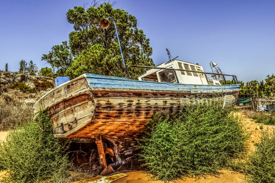 Aged weathered withdrawal