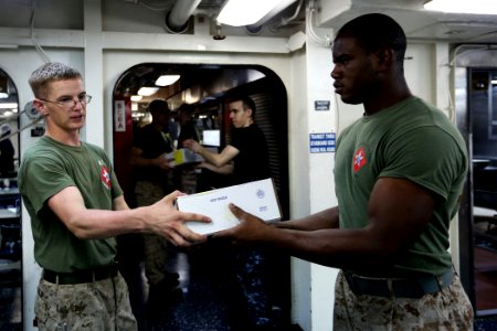 USS Bataan (LHD 5) 140506-M-WB921-028 (14159170594)