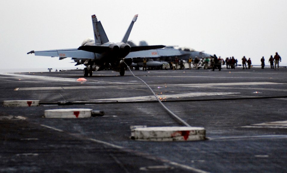 US Navy 080110-N-2984R-318 An F-A-18 Super Hornet assigned to