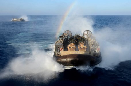 USS BATAAN (LHD 5) 140428-N-JX484-644 (14036796986)