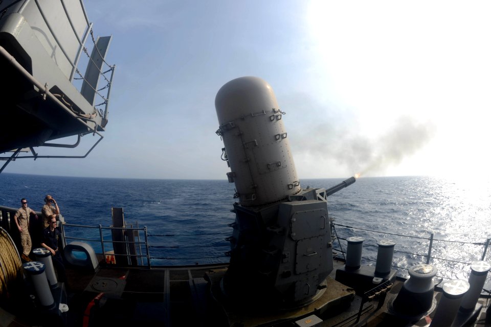 USS BATAAN (LHD 5) 140423-N-JX484-084 (13990069082)