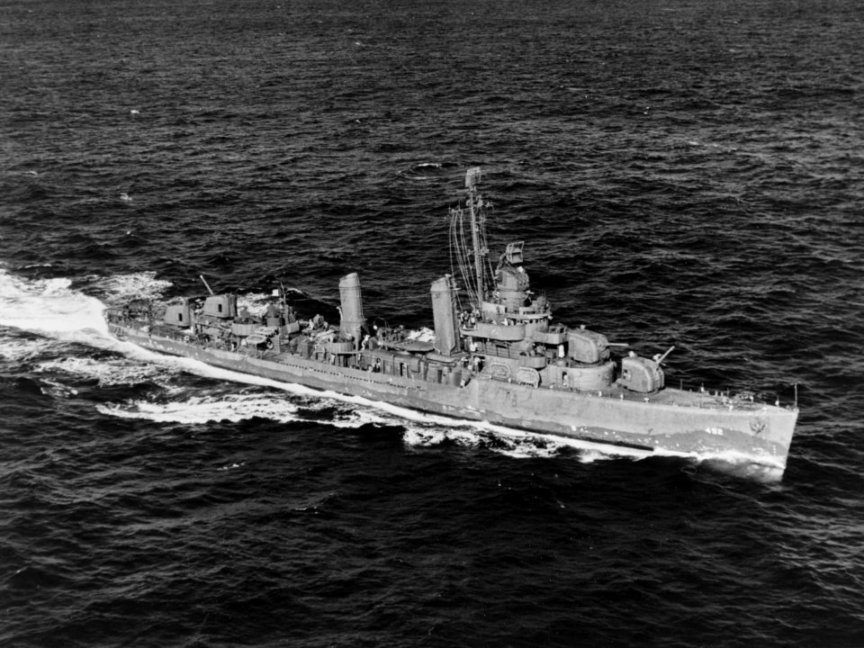 USS Bailey (DD-492) underway on 12 December 1942 (80-G-264956)