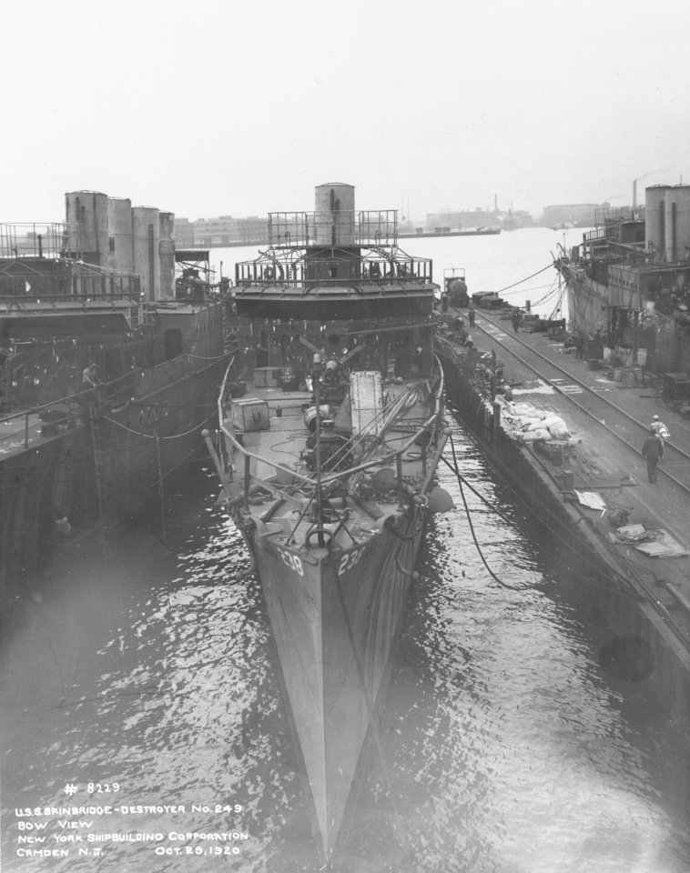 USS Bainbridge - 19-N-8229