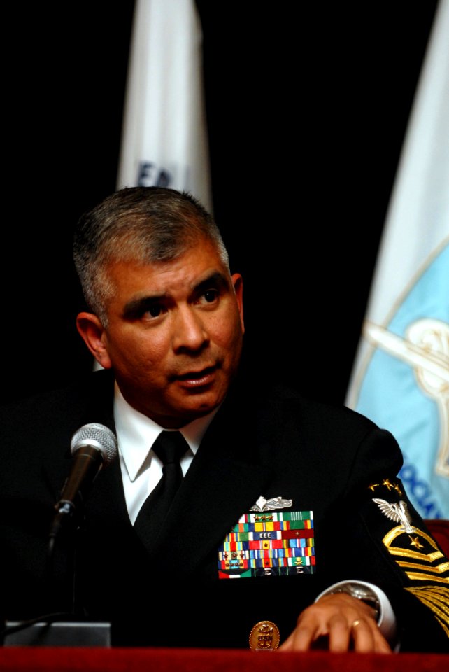 US Navy 080115-N-9818V-254 Master Chief Petty Officer of the Navy (MCPON) Joe R. Campa Jr. takes questions after addressing the attendees of the annual Surface Navy Association (SNA) National Symposium held at the Hyatt Regency