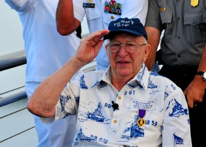 USS Arizona survivor visits memorial 130606-N-QG393-233