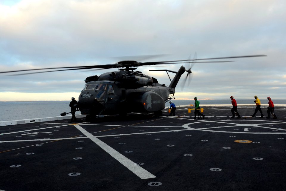 USS Anchorage departs for RIMPAC, San Diego 140710-N-DI719-318