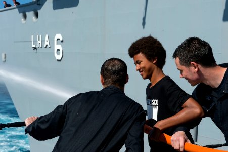 USS America tiger cruise 141015-N-MD297-047