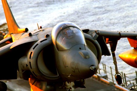 US Navy 080210-N-8335D-100 An AV-8B Harrier attached to Marine Medium Helicopter Squadron 166 Reinforced (HMM 166(REIN)) lands on the flight deck of the amphibious assault ship USS Tarawa (LHA 1)