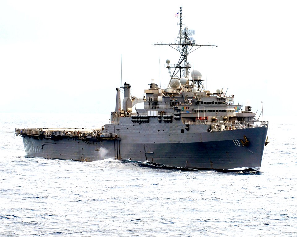 US Navy 080214-N-4010S-110 The amphibious transport dock ship USS Juneau (LPD 10), steams behind the Essex Expeditionary Strike Group