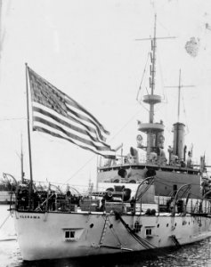 USS Alabama - NH 57755