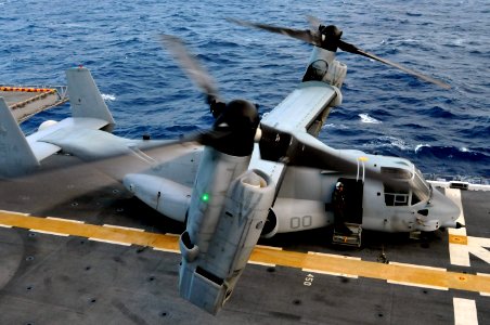 USS America activity 140716-N-AC979-034