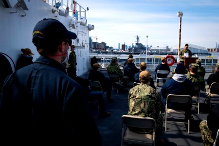 USNS Comfort (T-AH 20) observes Easter Sunday (49770007493)