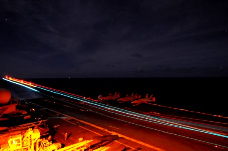 US Navy 080612-N-3659B-001 An aircraft makes its final approach for an arrested landing aboard the Nimitz-class aircraft carrier USS Ronald Reagan (CVN 76)