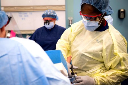 USNS Comfort (T-AH 20) Performs Surgery (49803007961) photo