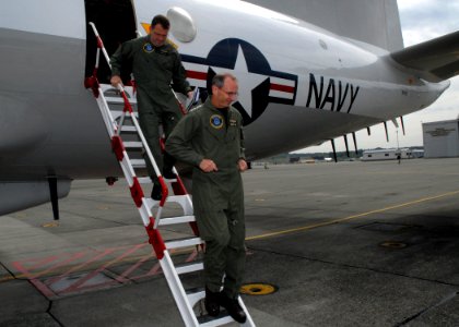 US Navy 080620-N-9860Y-003 Adm. Jonathan Greenert, commander, U.S. Fleet Forces, exits an EP-3E Aries II