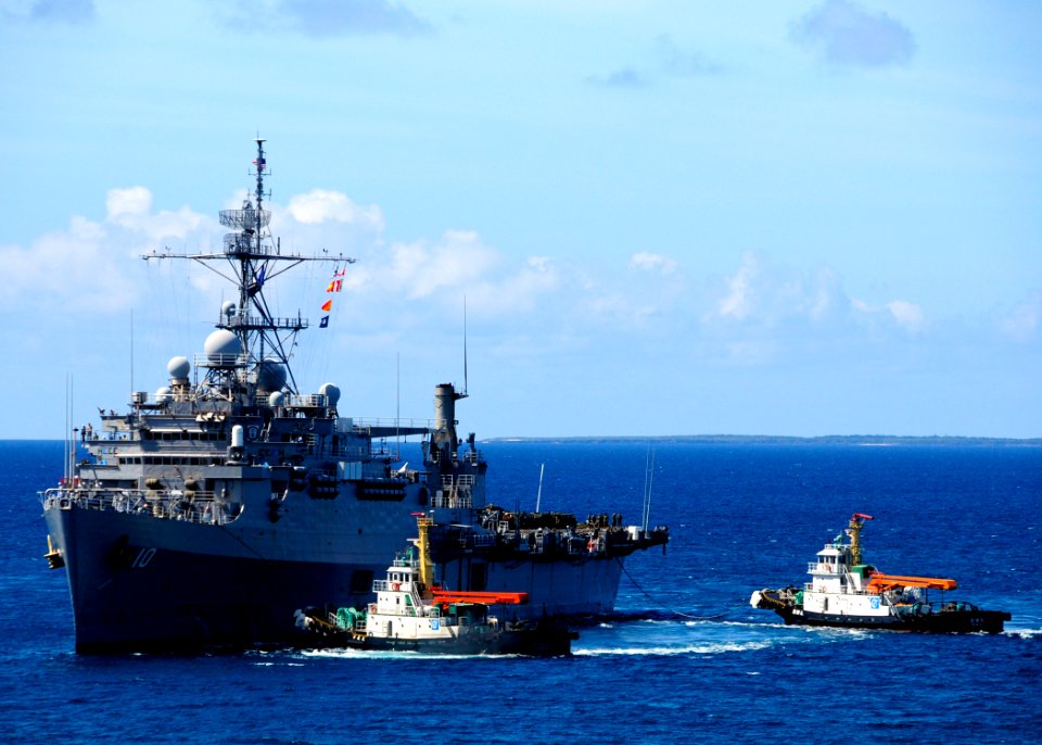 US Navy 080621-N-5067K-246 The amphibious transport dock ship USS Juneau (LPD 10) approaches