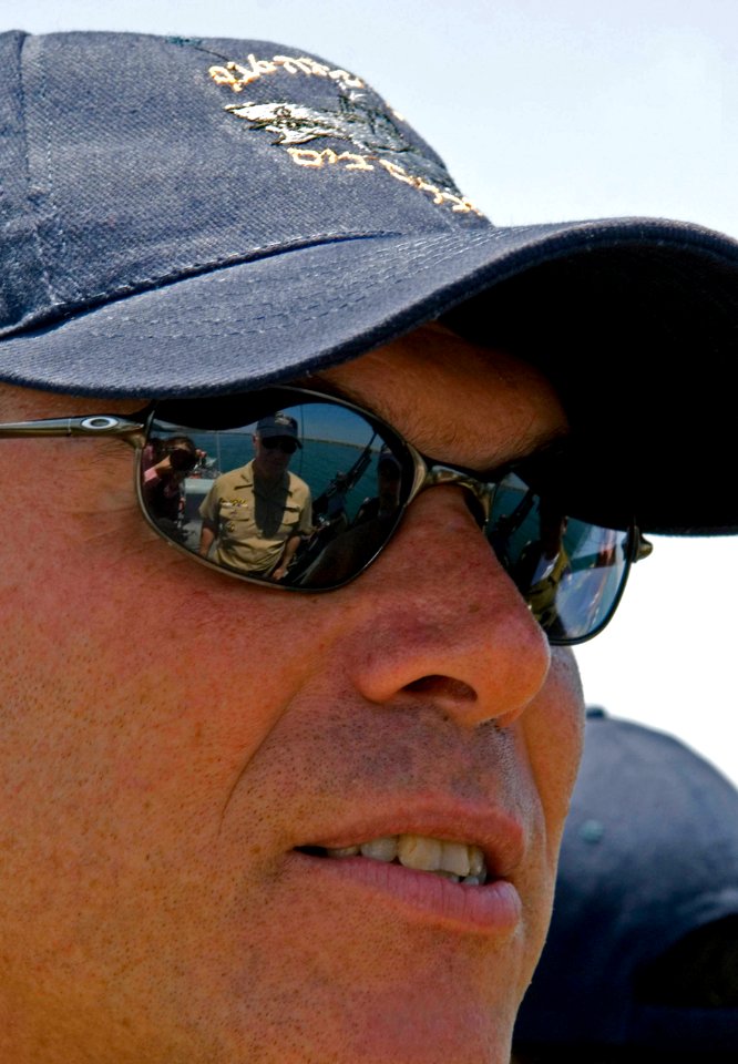 US Navy 080623-N-8273J-291 Israel Navy Capt. Yoram Laks speaks with U.S. Navy Chief of Naval Operations (CNO) Adm. Gary Roughead while aboard an Israel Navy Shaldag patrol craft