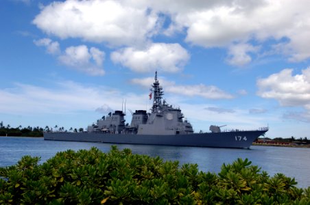 US Navy 080626-N-3931M-013 The Japanese Maritime Self Defense Force ship JS Kirishima (DD 174) pulls into Pearl harbor for a scheduled port call before starting Rim of the Pacific (RIMPAC) 2008