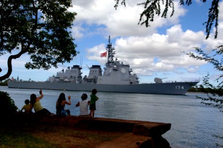 US Navy 080626-N-3931M-019 The Japanese Maritime Self Defense Force ship JS Kirishima (DD 174) pulls into Pearl harbor for a scheduled port call before starting Rim of the Pacific (RIMPAC) 2008