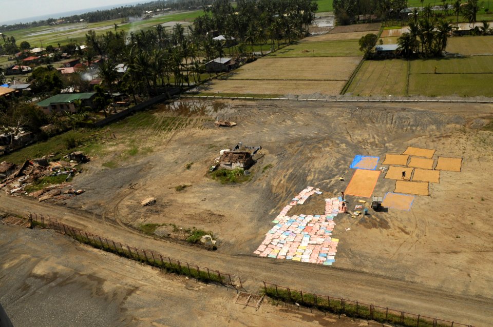 US Navy 080626-N-4009P-303 An area in Aklan after Typhoon Fengshen hit the region